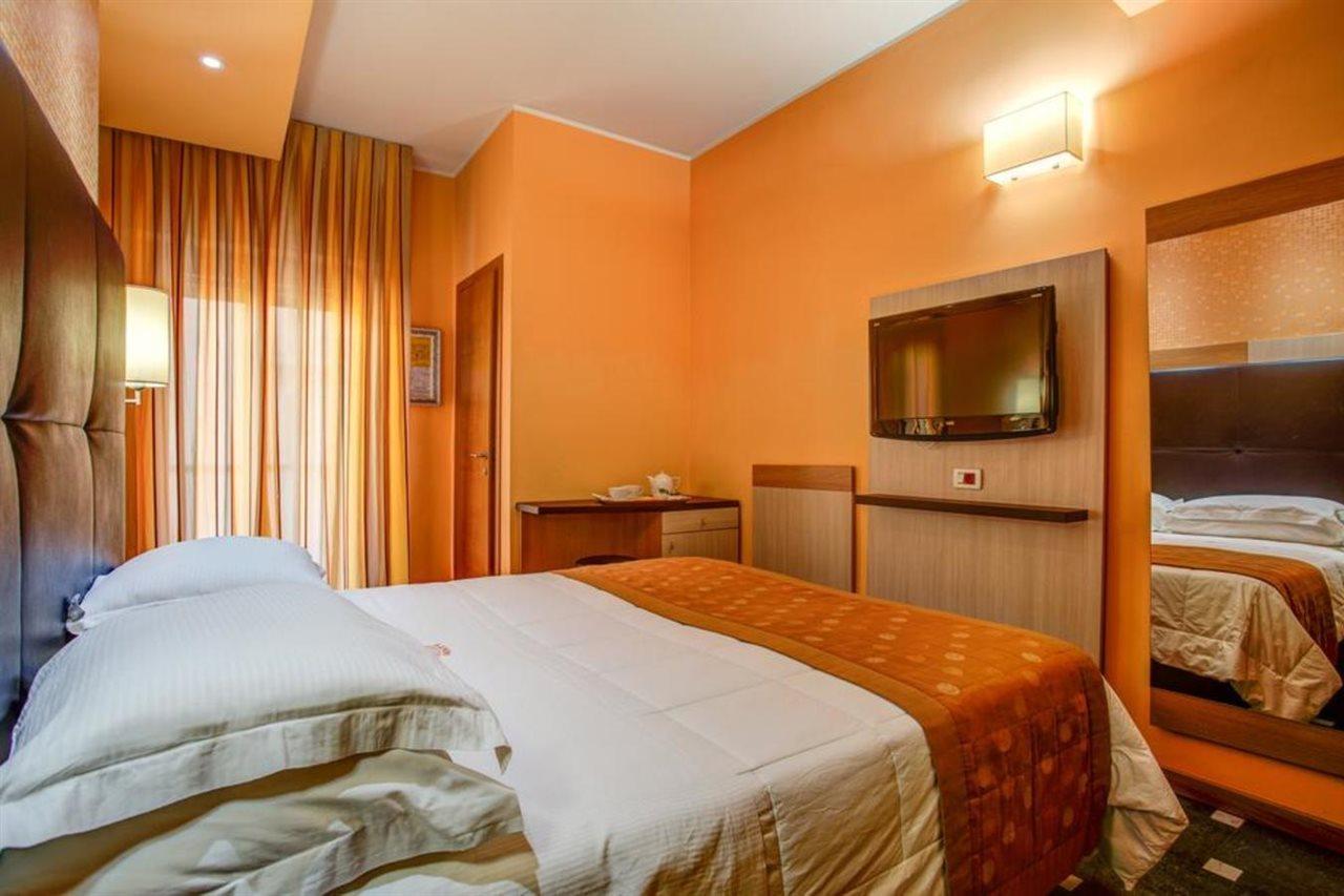 Hotel Genty Rimini Extérieur photo